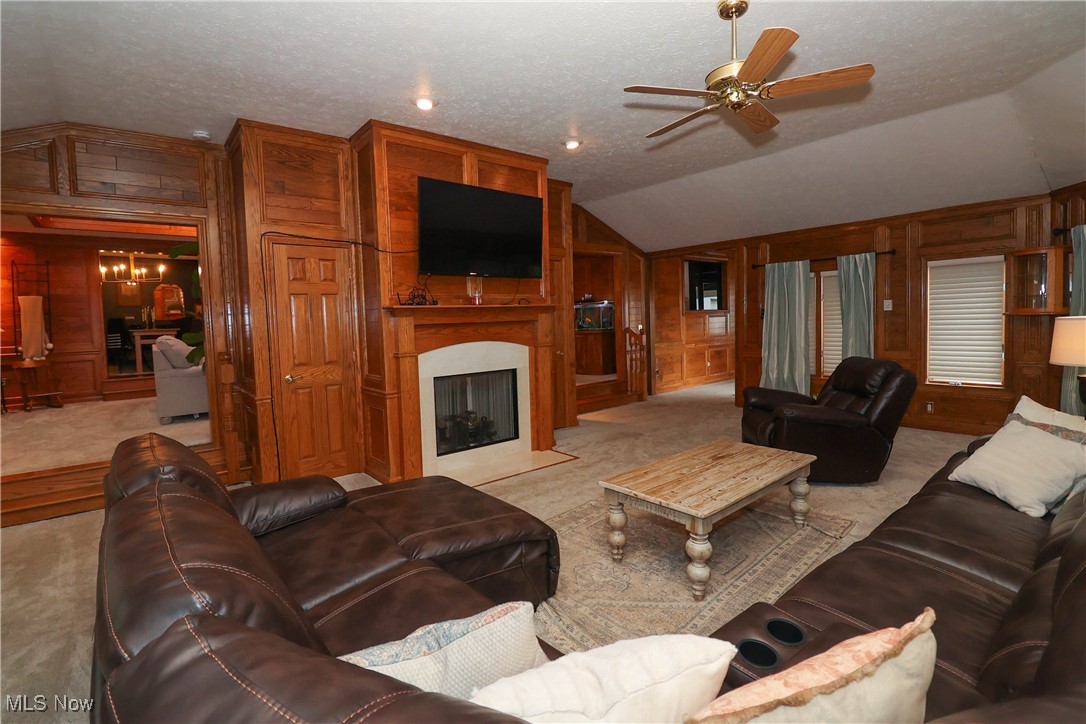 9948 Old State Road Chardon, OH 44024 - Photo 6 of 49