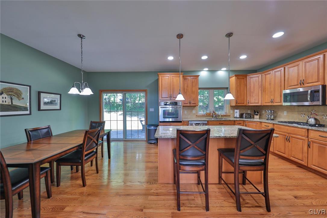 226 Bushkill Terrace Nazareth, PA 18064 - Photo 25 of 49 Gallery Image 25