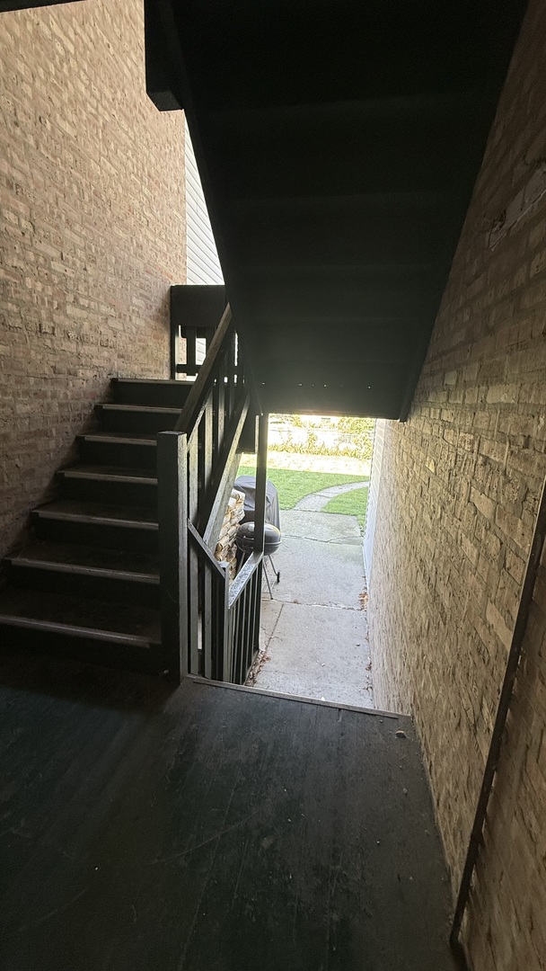 4856 Hull Street Skokie, IL 60077 - Photo 13 of 20