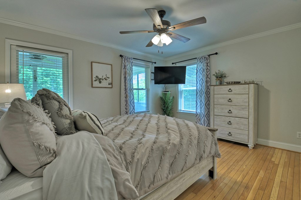 53 Addle Trail Ellijay, GA 30540 - Photo 22 of 50 a bedroom with a large bed and a tv