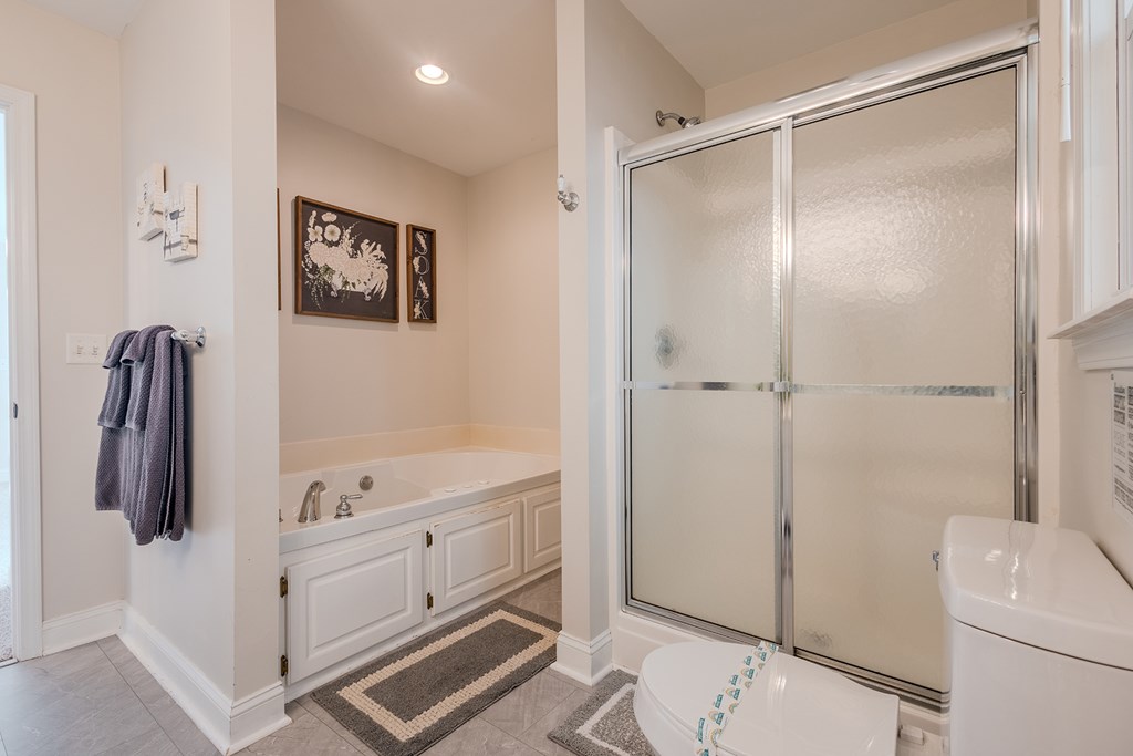 53 Addle Trail Ellijay, GA 30540 - Photo 30 of 50 a bathroom with a shower and a tub