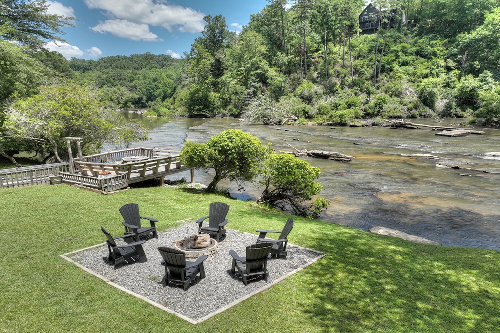 53 Addle Trail Ellijay, GA 30540 - Photo 4 of 50 a view of a backyard with sitting area