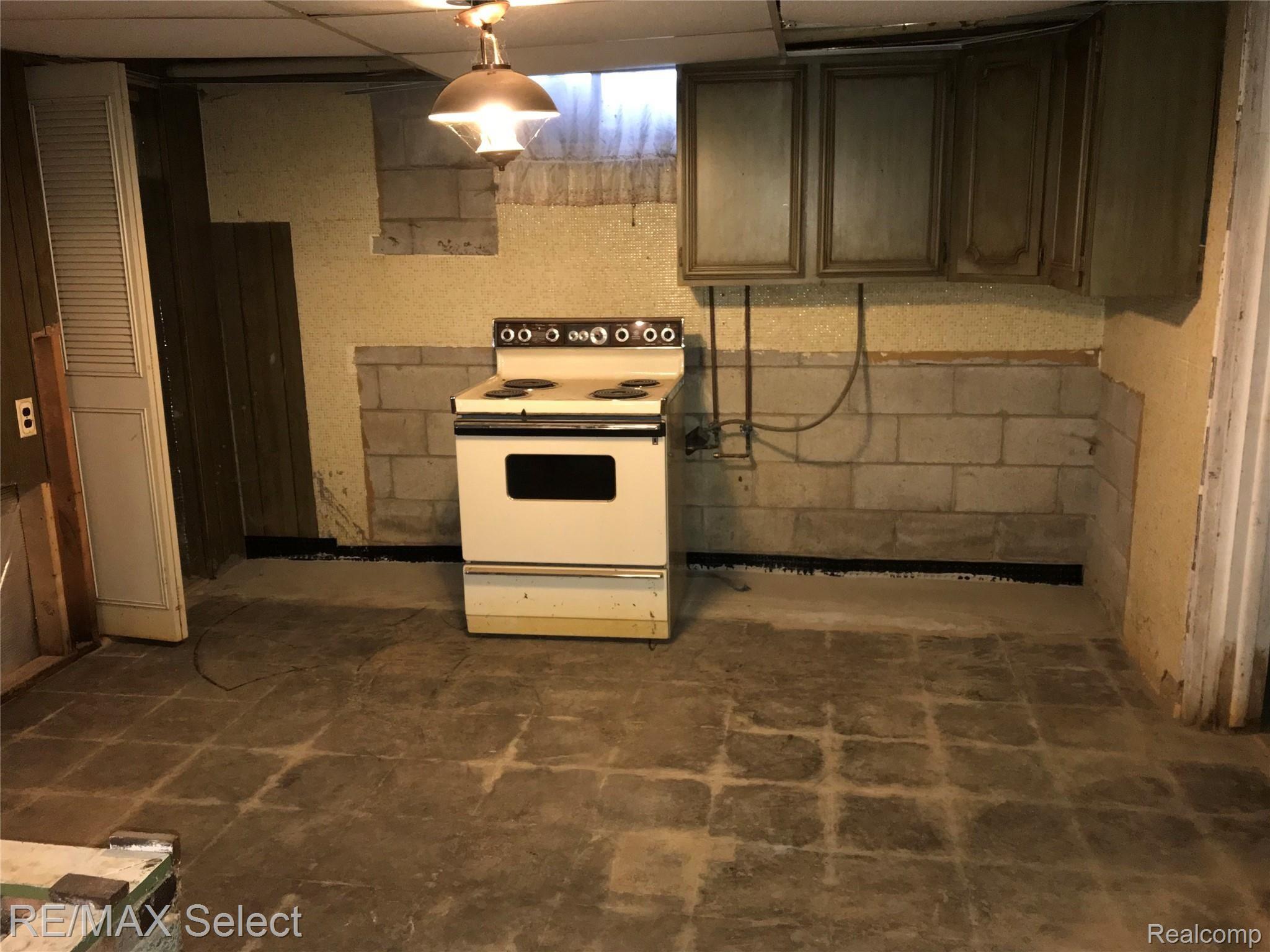160 North Reed Road Corunna, MI 48817 - Photo 25 of 27 IMG_2616.JPG