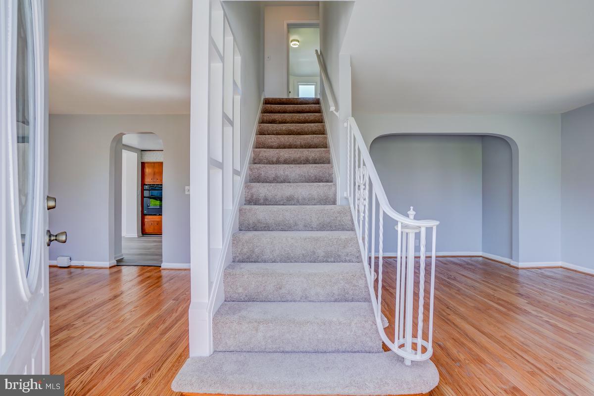 2132 Summit Avenue Rosedale, MD 21237 - Photo 3 of 36