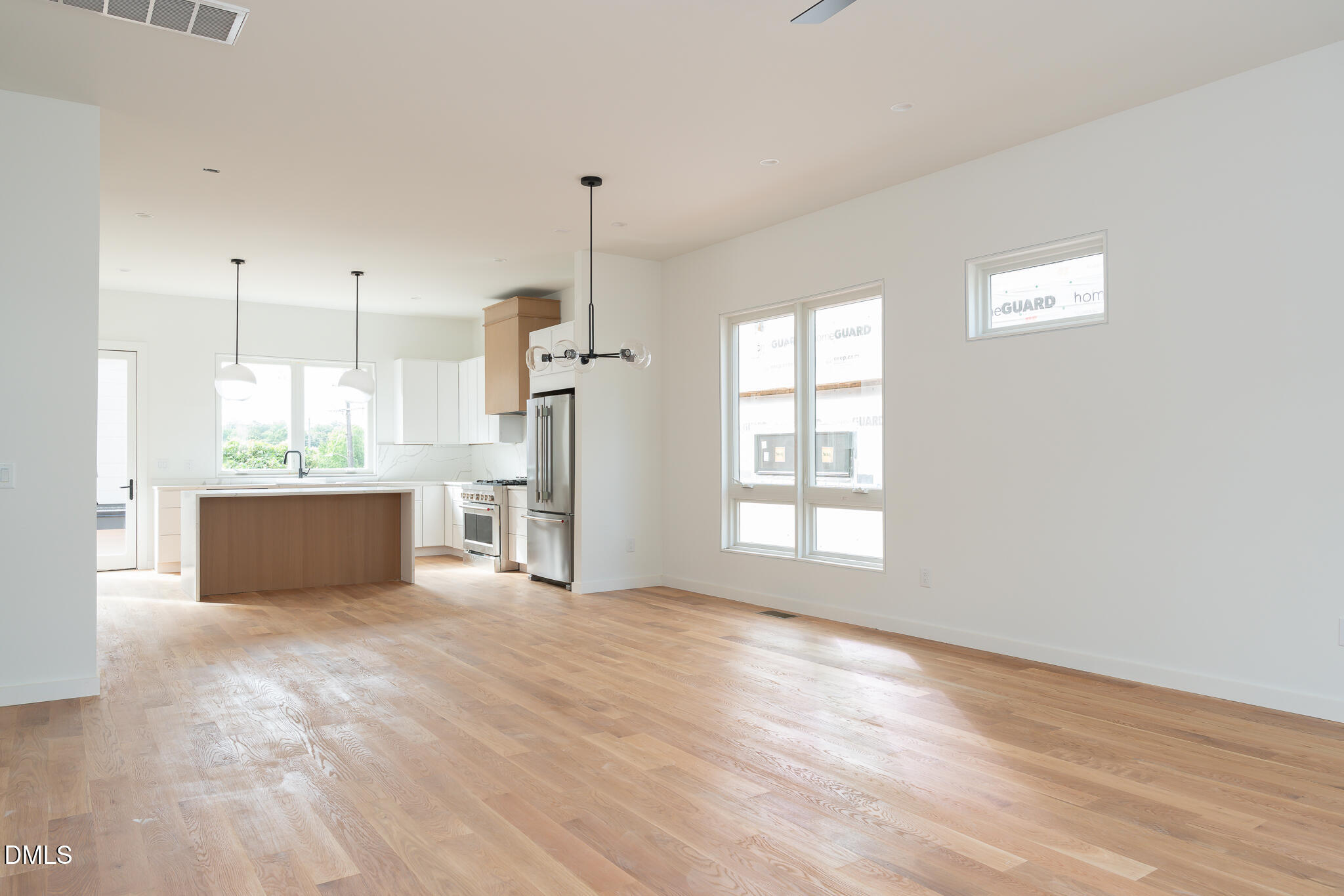301.5 Bickett Boulevard Raleigh, NC 27608 - Photo 14 of 35