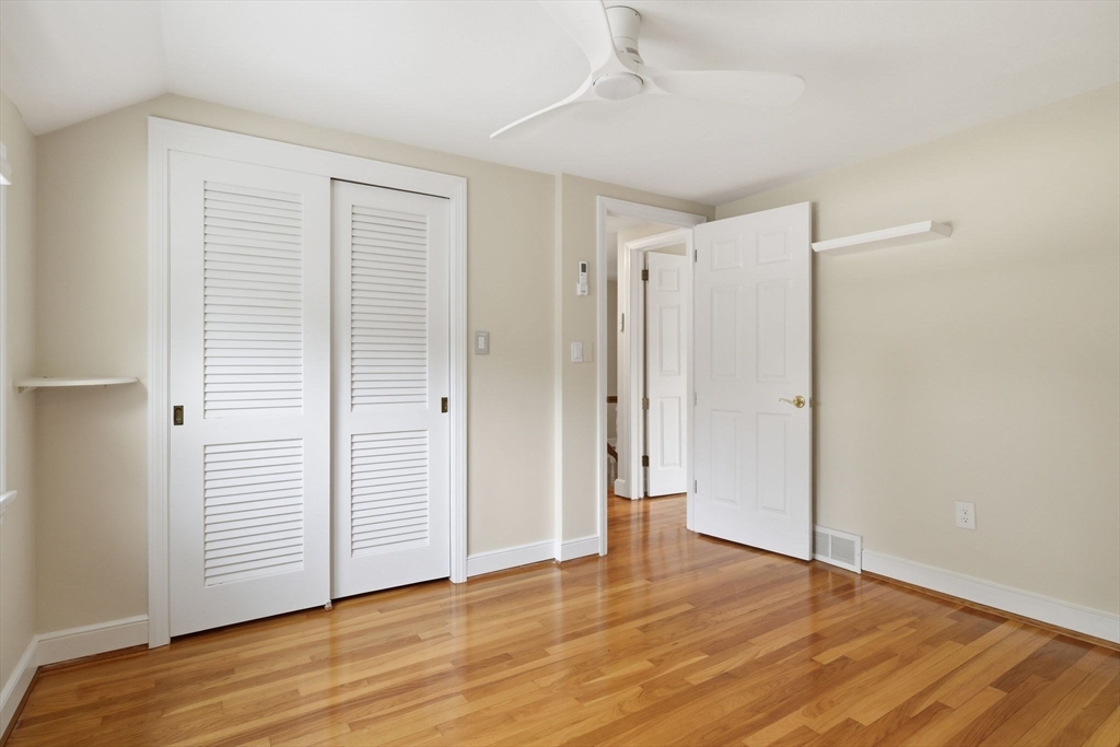 107 Viscount Road Longmeadow, MA 01106 - Photo 27 of 42 Gallery Image 27