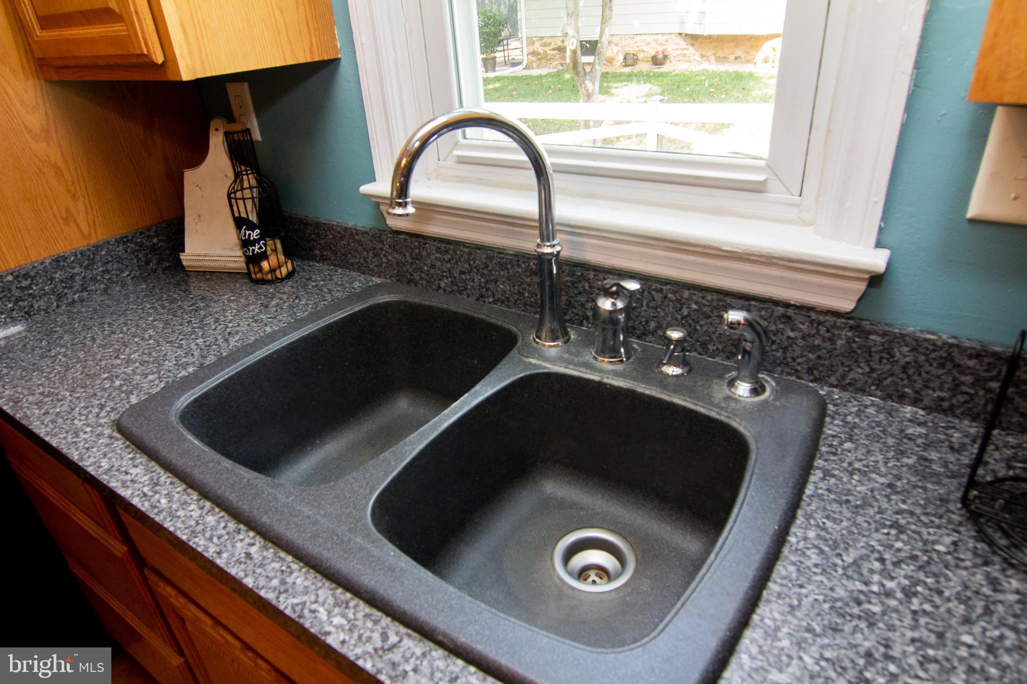 1426 Fairmount Road Hampstead, MD 21074 - Photo 12 of 33