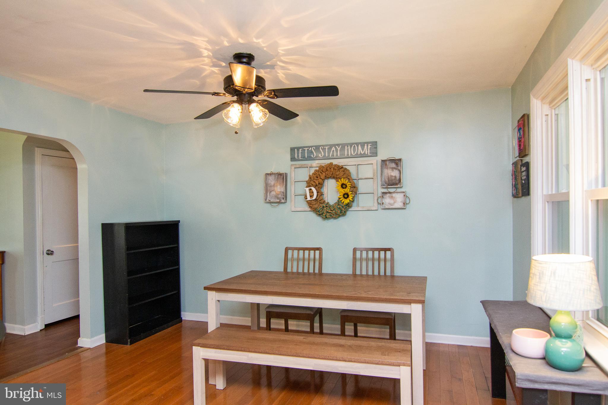 1426 Fairmount Road Hampstead, MD 21074 - Photo 13 of 33 Eat in kitchen with hardwood floors