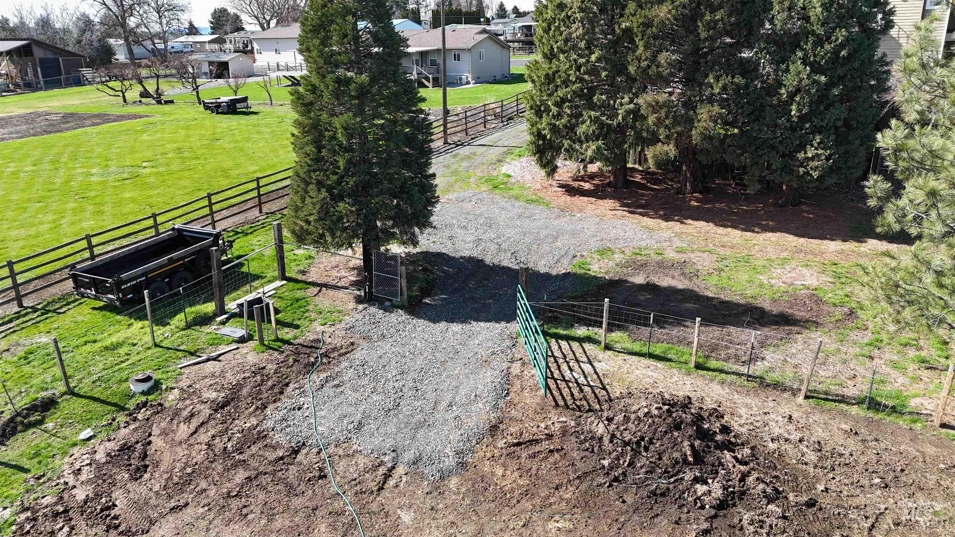 0 Barr Road Lewiston, ID 83501 - Photo 3 of 11 Surrounding community featuring a gate