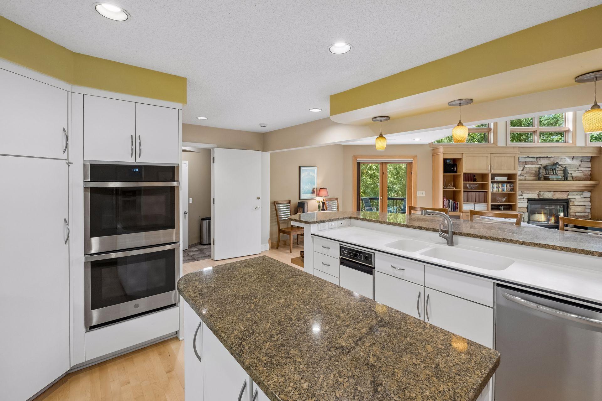 16 Timberglade Road Bloomington, MN 55437 - Photo 24 of 80 Gallery Image 24