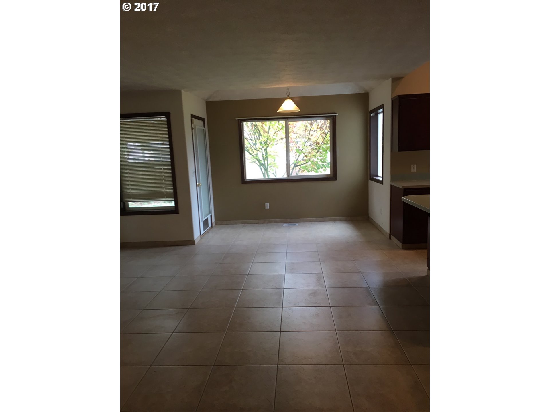 1611 Northeast Gertz Road Portland, OR 97211 - Photo 6 of 24 Gallery Image 6