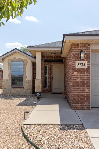 $2,200 | 5725 110th Street, Lubbock, TX 79424