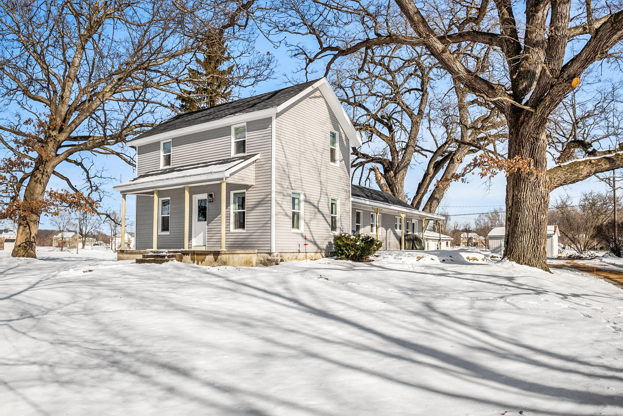 1885 South Patterson Road Wayland, MI 49348 - Photo 3 of 37 212A8123