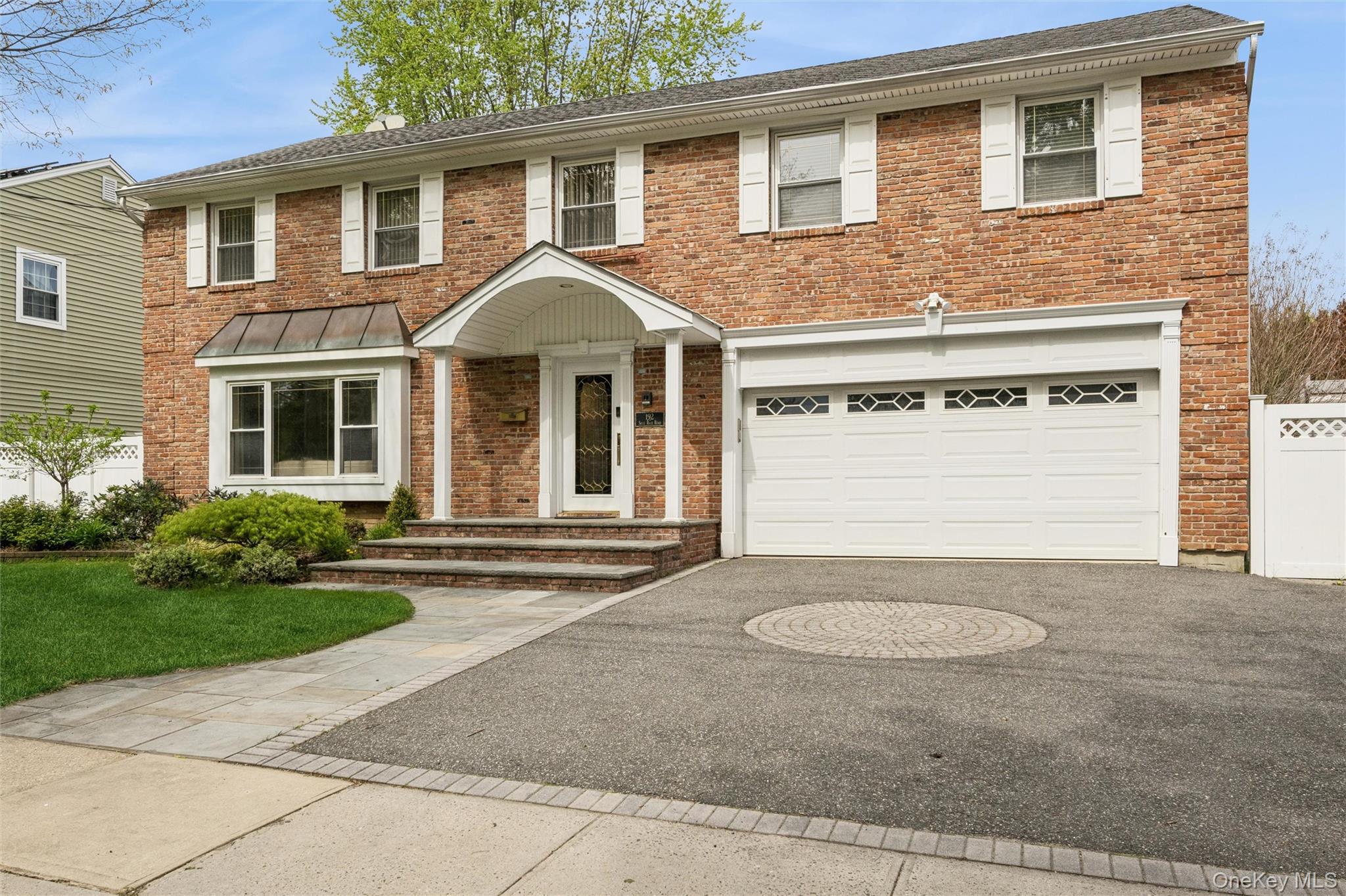 192 Split Rock Road Syosset, NY 11791 - Photo 2 of 36