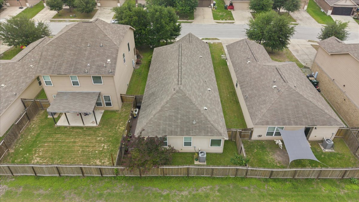 1672 Treeta Trail Kyle, TX 78640 - Photo 29 of 33