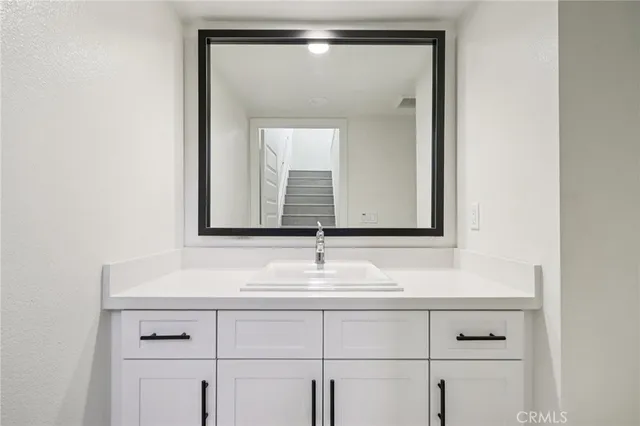 $939,500 | 19531 Cardigan Drive, Northridge, CA 91324