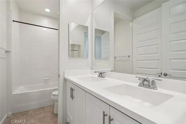 $939,500 | 19531 Cardigan Drive, Northridge, CA 91324