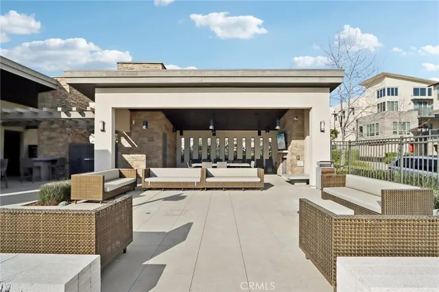 $939,500 | 19531 Cardigan Drive, Northridge, CA 91324