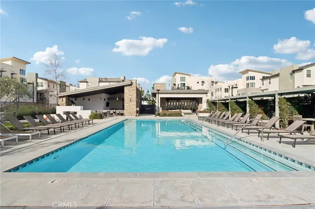 $939,500 | 19531 Cardigan Drive, Northridge, CA 91324