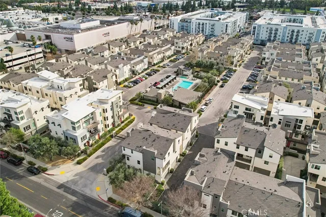 $939,500 | 19531 Cardigan Drive, Northridge, CA 91324