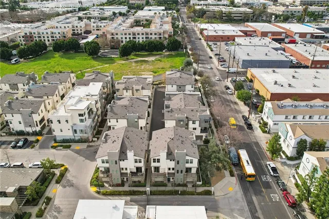 $939,500 | 19531 Cardigan Drive, Northridge, CA 91324