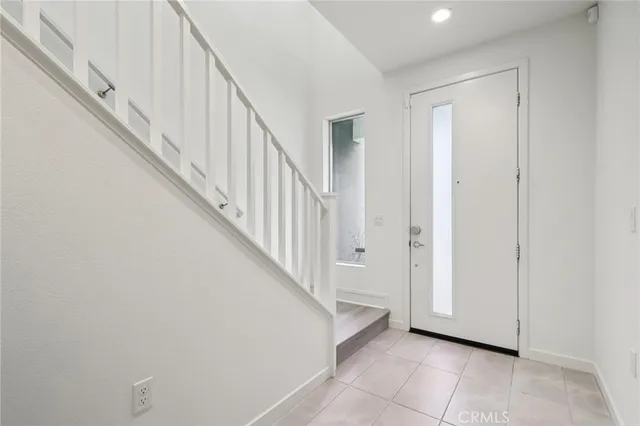 $939,500 | 19531 Cardigan Drive, Northridge, CA 91324