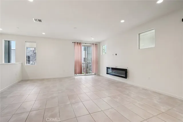 $939,500 | 19531 Cardigan Drive, Northridge, CA 91324