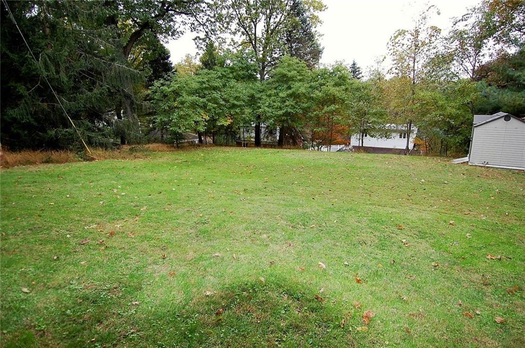226 Rockingham Road Pittsburgh, PA 15238 - Photo 22 of 25 Gallery Image 22