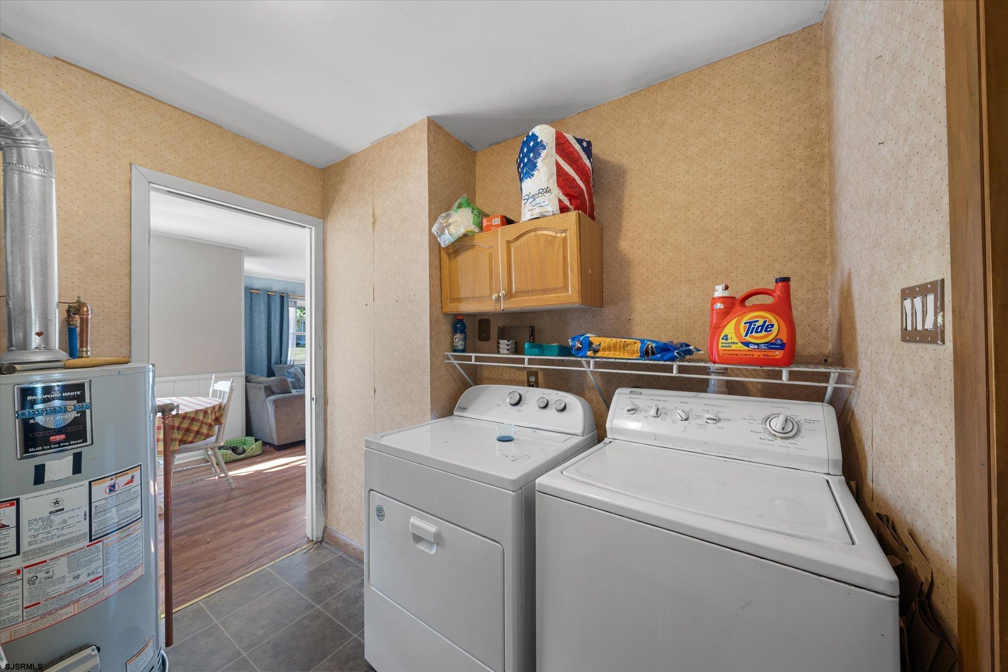 308 Pine Street Absecon, NJ 08201 - Photo 23 of 35 a utility room with dryer and washer