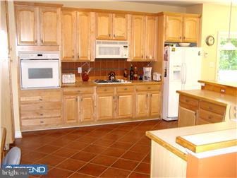 401 Chairville Road Southampton, NJ 08088 - Photo 4 of 12 Kitchen