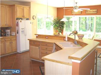 401 Chairville Road Southampton, NJ 08088 - Photo 6 of 12 Kitchen