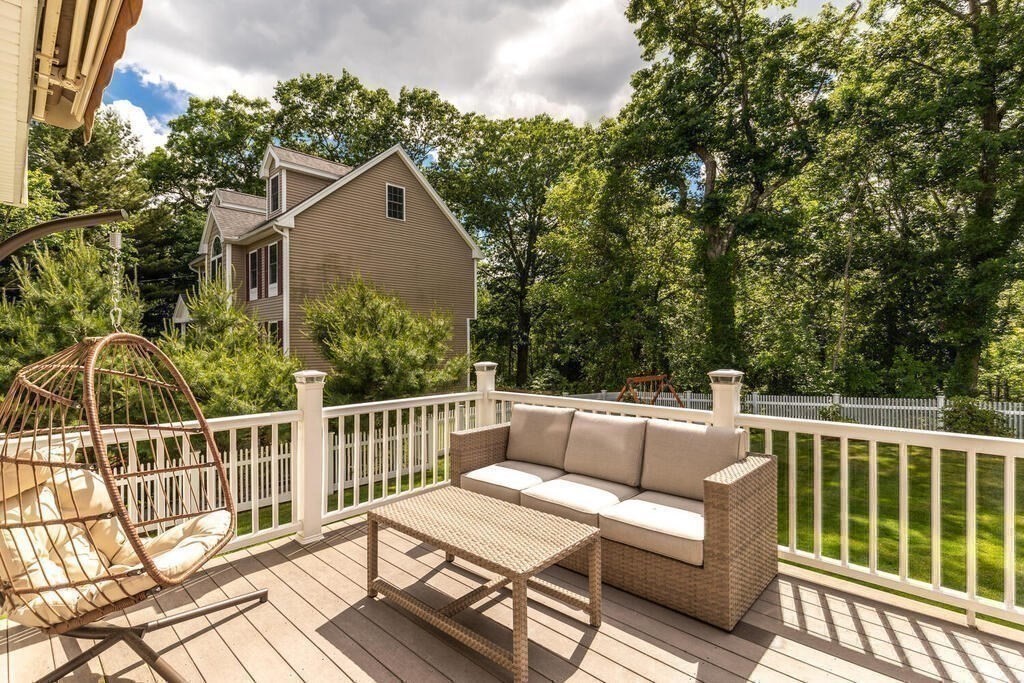 1198 Main Street Reading, MA 01867 - Photo 24 of 32 Gallery Image 24