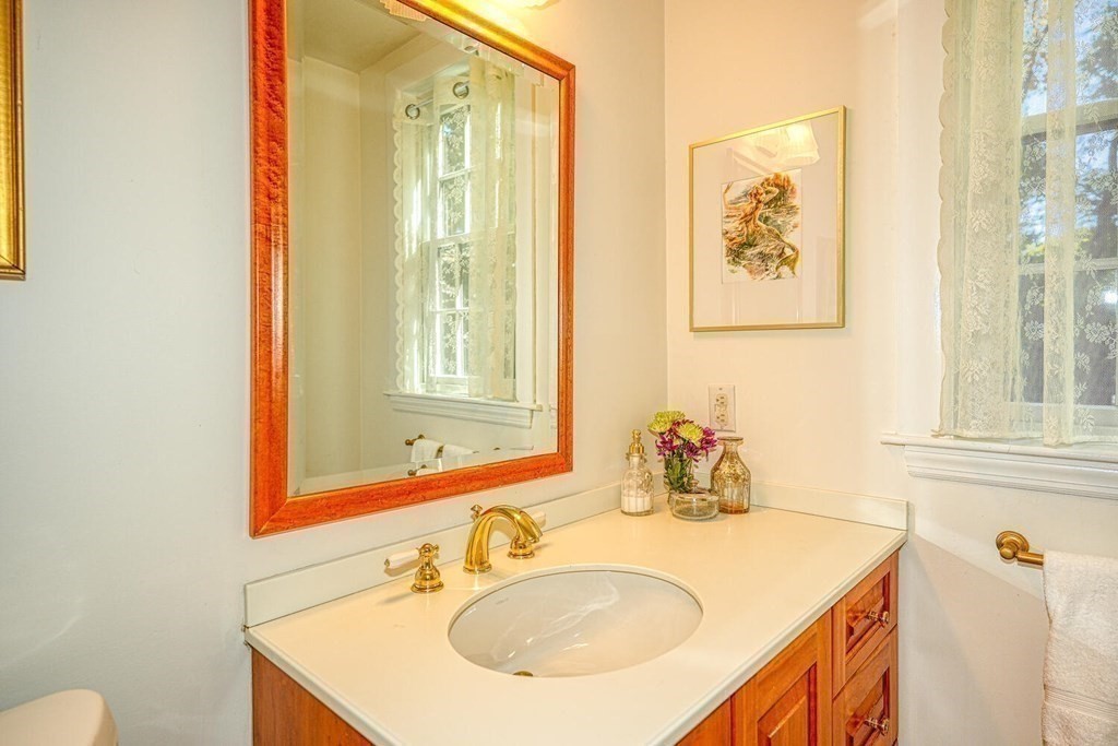 12 Woodside Road Winchester, MA 01890 - Photo 23 of 42 Gallery Image 23