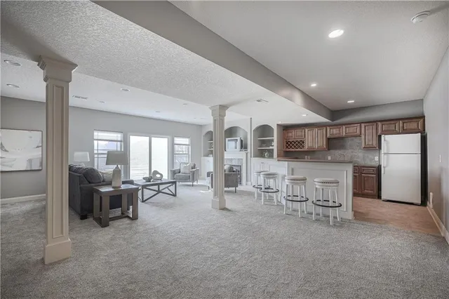 $5,000 | 5029 Woodstock Court, Shawnee, KS 66218