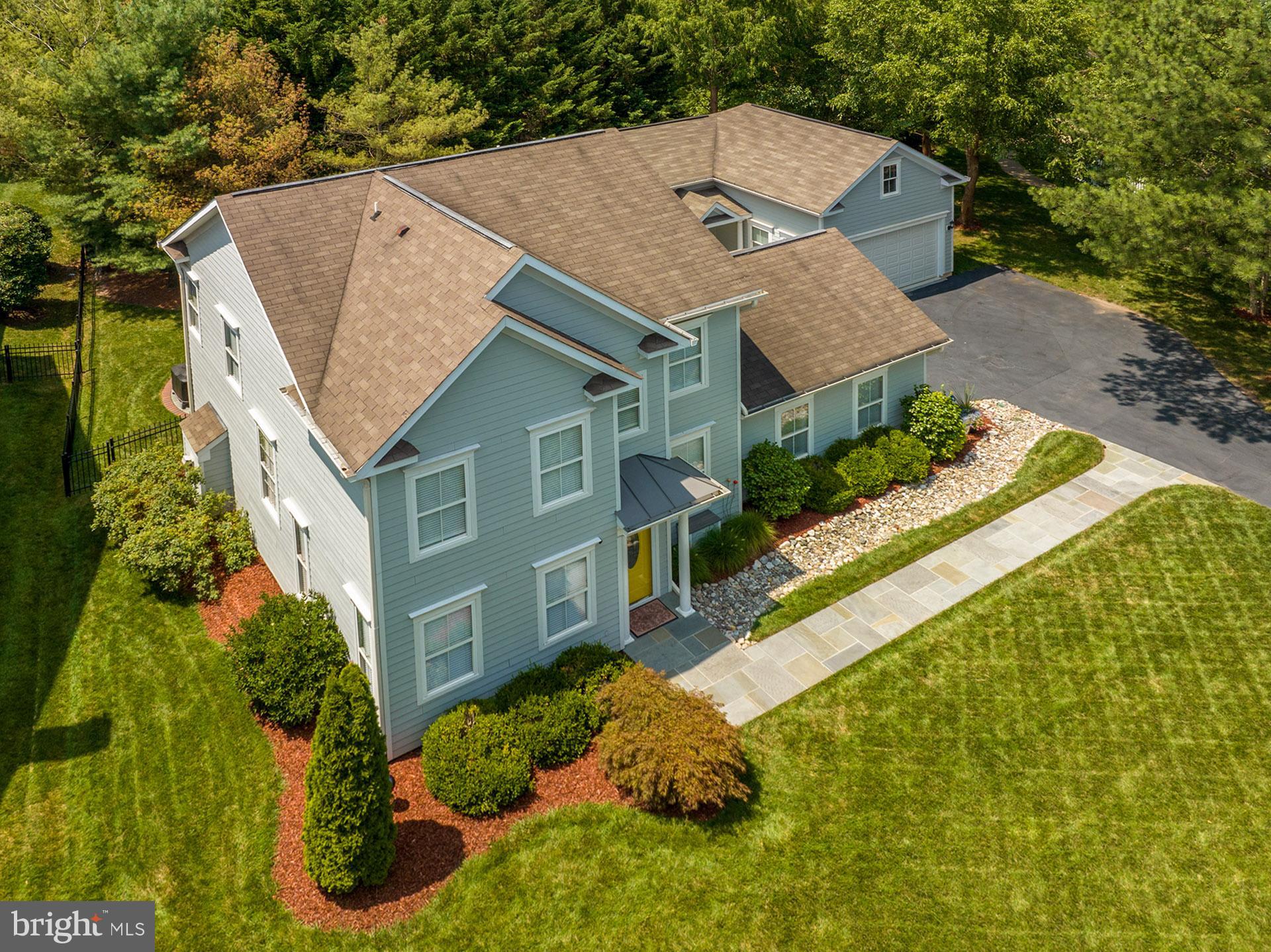 631 Spring Street Herndon, VA 20170 - Photo 4 of 70