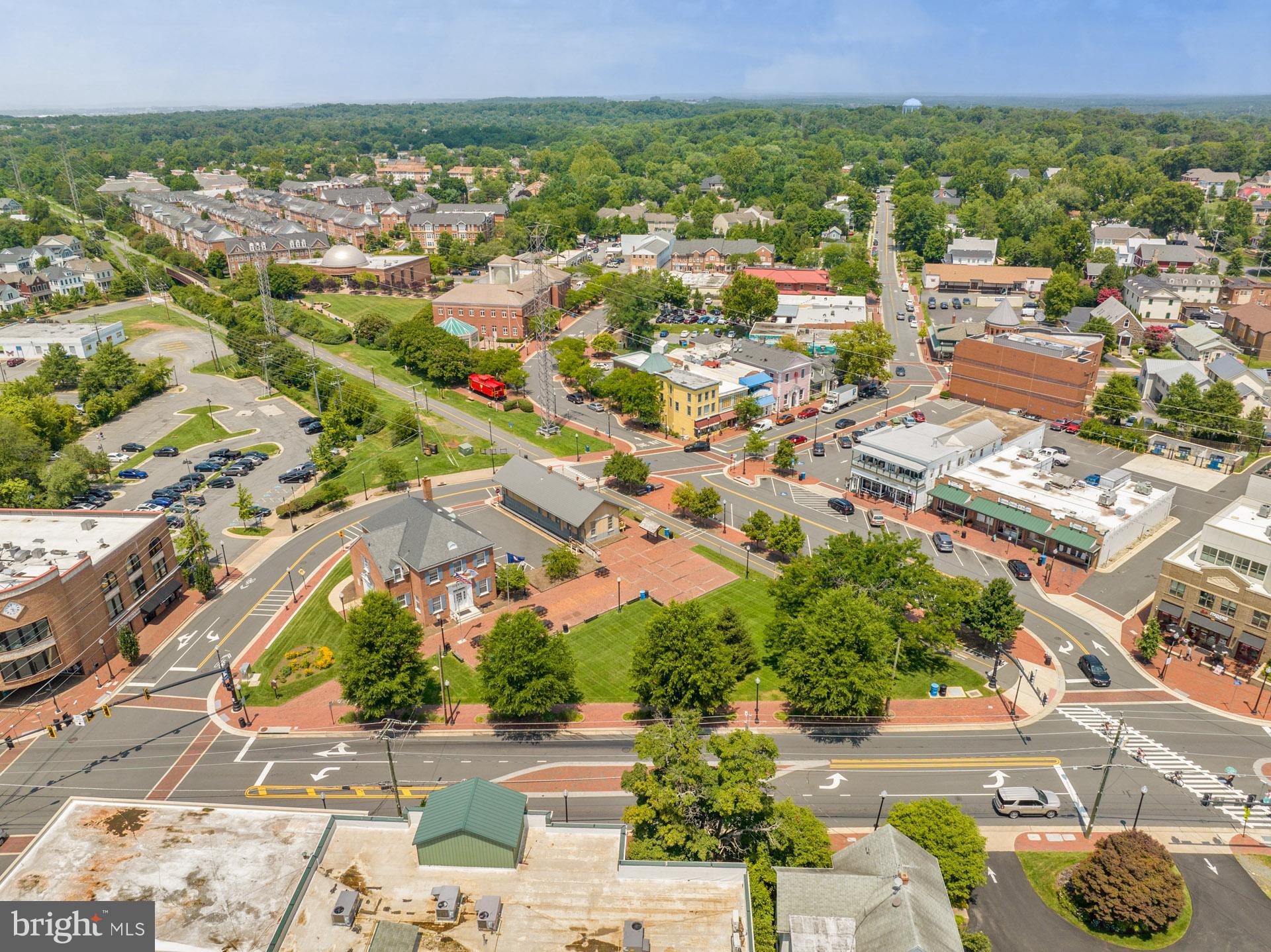 631 Spring Street Herndon, VA 20170 - Photo 69 of 70