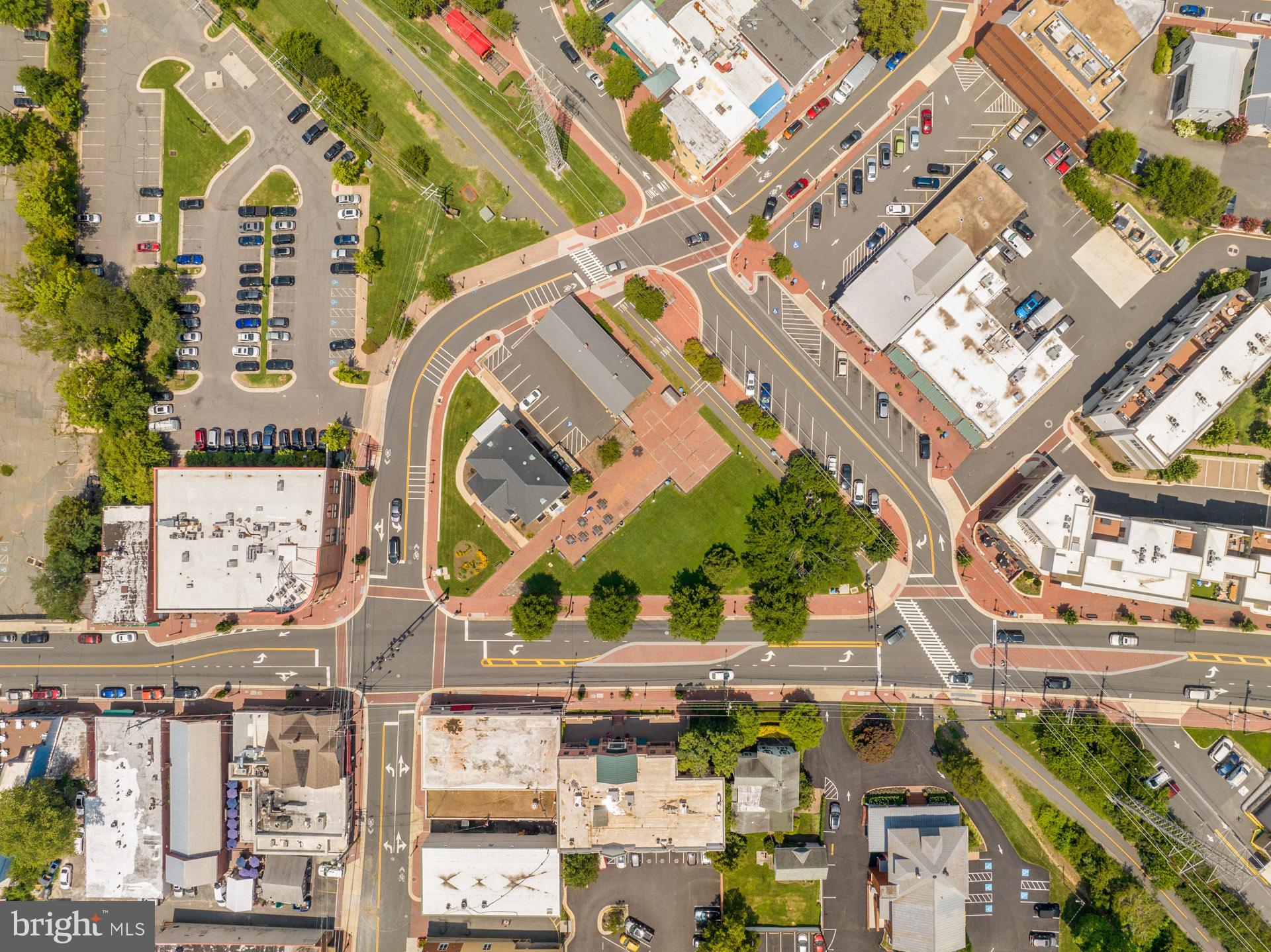 631 Spring Street Herndon, VA 20170 - Photo 70 of 70