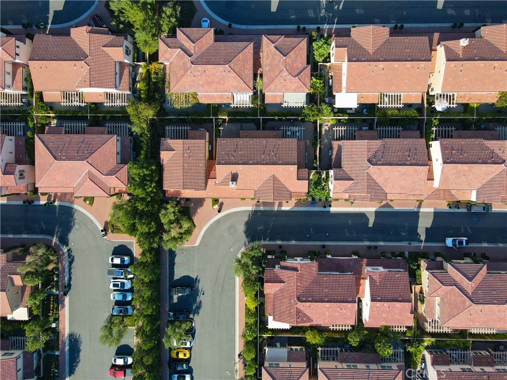 107 Overbrook Irvine, CA 92620 - Photo 31 of 47 an outdoor space with seating area and city view