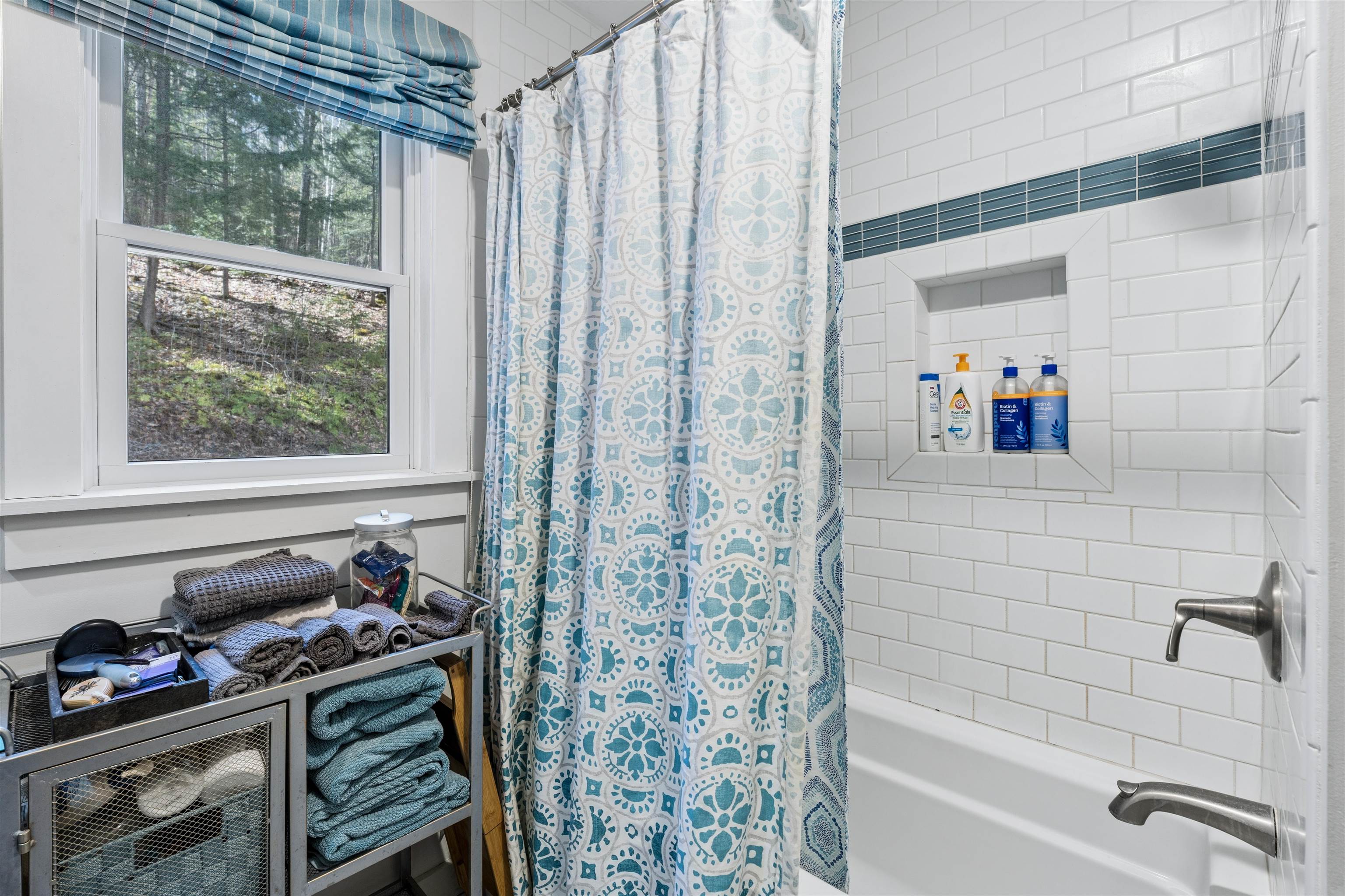 648 New Hampshire Rte 103 Sunapee, NH 03782 - Photo 17 of 28