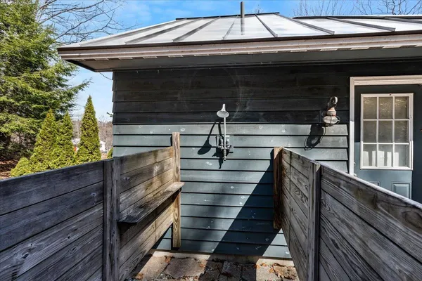 $450,000 | 648 New Hampshire Rte 103, Sunapee, NH 03782