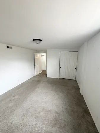 $325,000 | 149 Vernon Drive, Bolingbrook, IL 60440