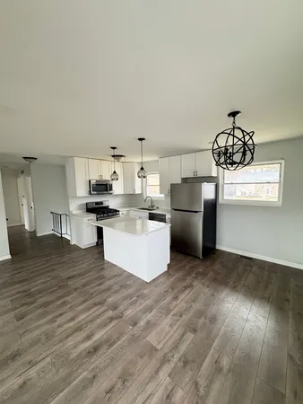 $325,000 | 149 Vernon Drive, Bolingbrook, IL 60440