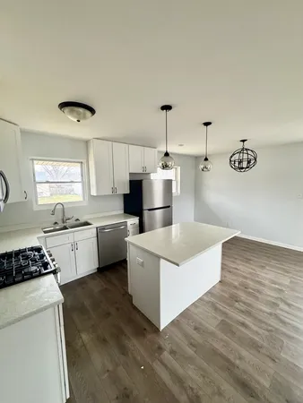 $325,000 | 149 Vernon Drive, Bolingbrook, IL 60440