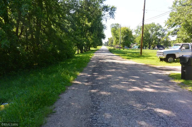 $60,000 | 1199 East 2nd Street, Glencoe, MN 55336