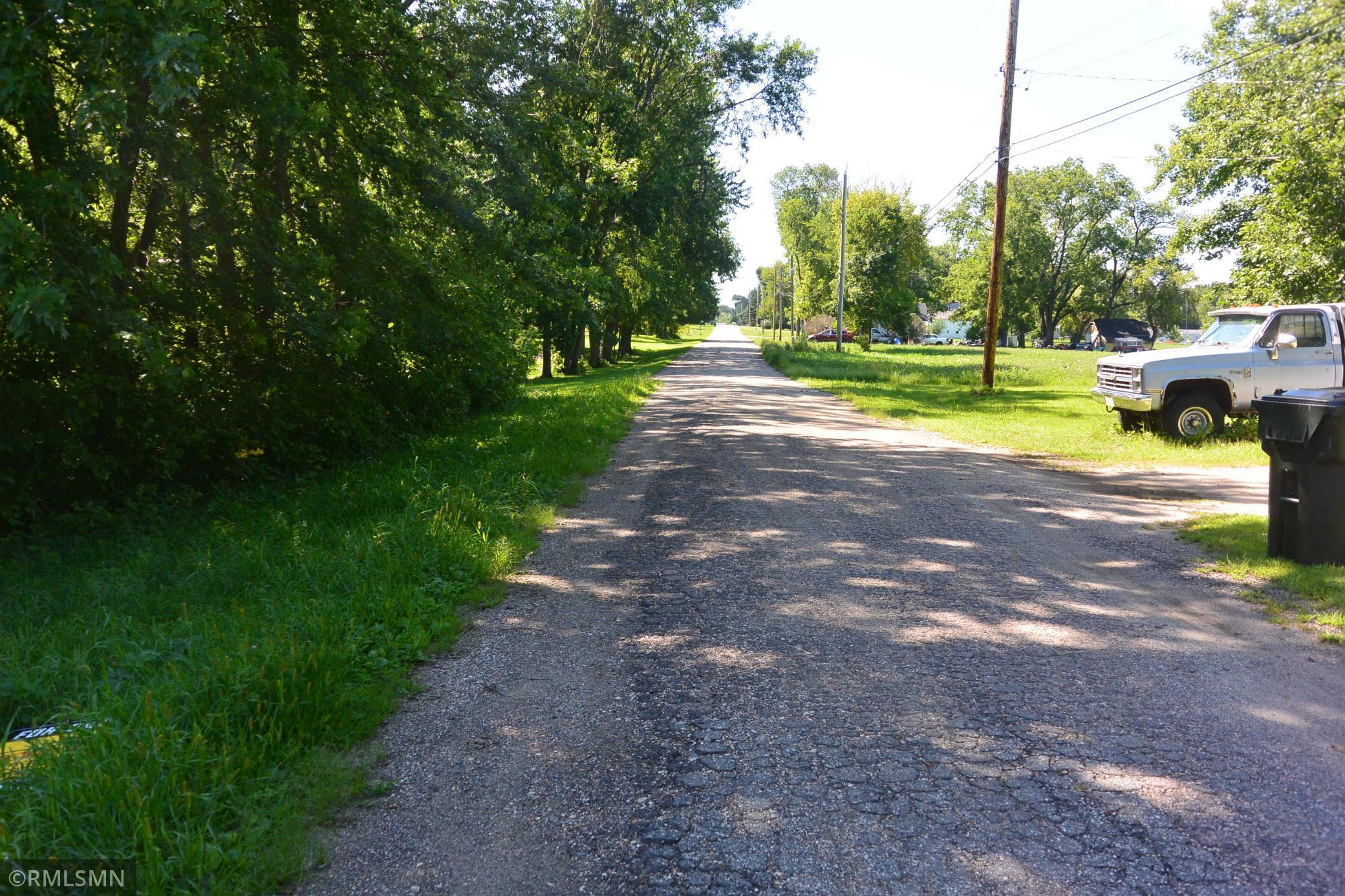 1199 East 2nd Street Glencoe, MN 55336 - Photo 3 of 9