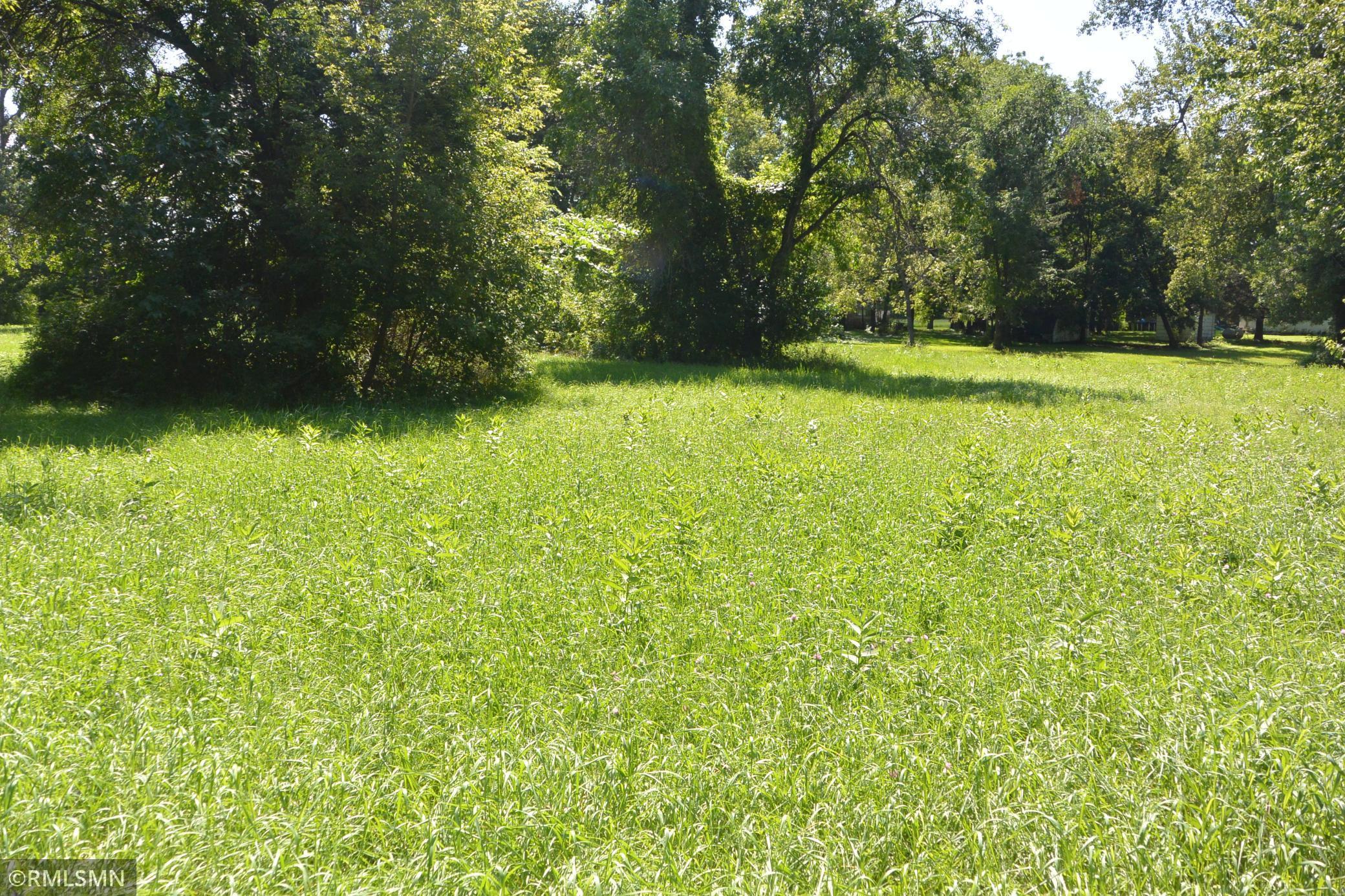 1199 East 2nd Street Glencoe, MN 55336 - Photo 6 of 9