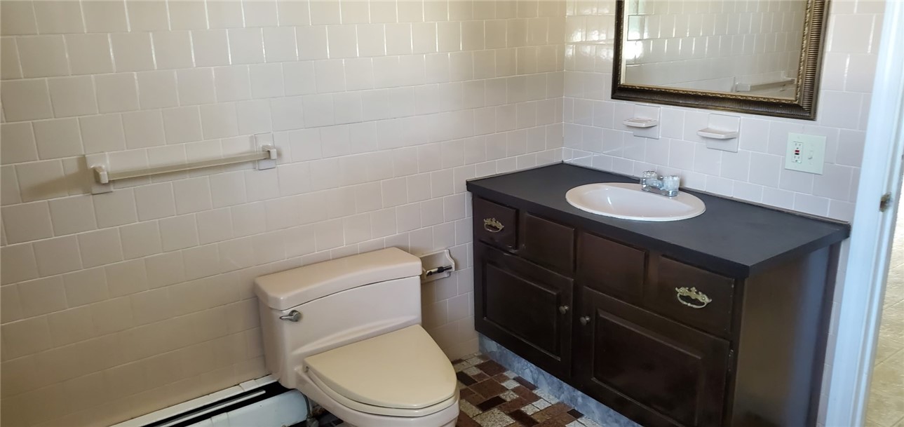 1381 Mineral Spring Avenue North Providence, RI 02904 - Photo 5 of 7