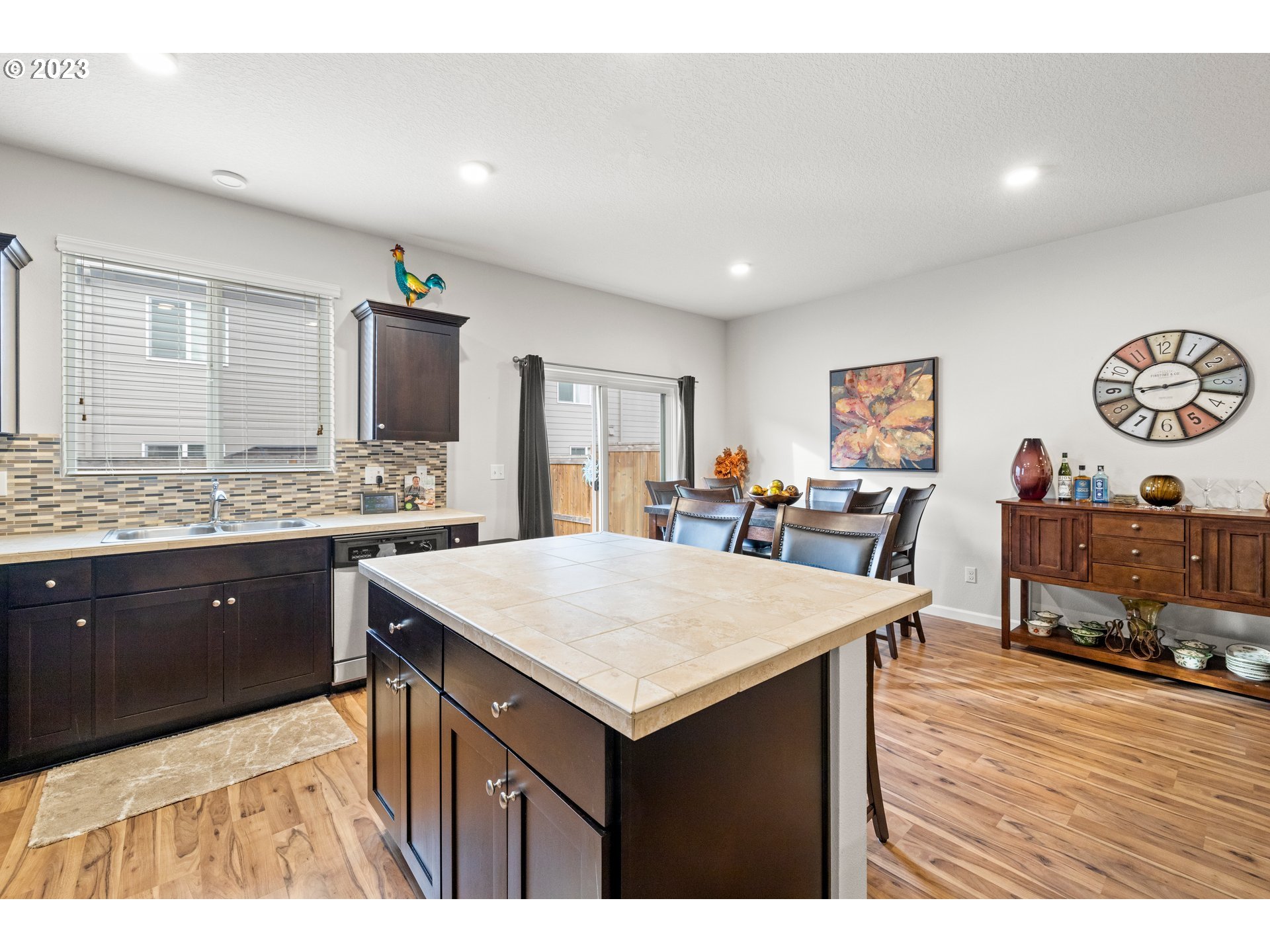 12172 Southwest Versailles Road Tigard, OR 97224 - Photo 8 of 26 Gallery Image 8