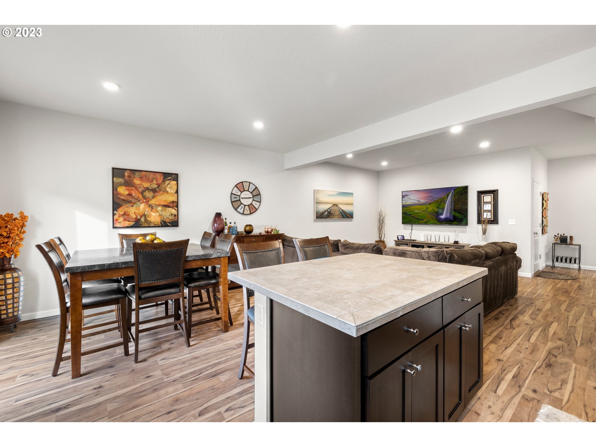 12172 Southwest Versailles Road Tigard, OR 97224 - Photo 9 of 26 Gallery Image 9