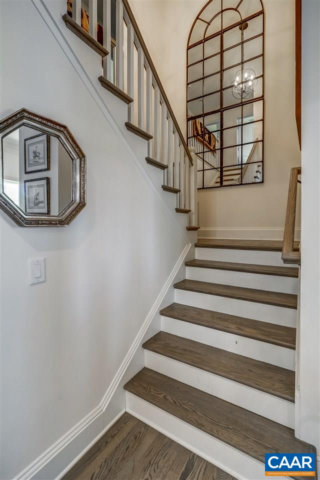 2845 Ridge Road Charlottesville, VA 22901 - Photo 17 of 50 a view of entryway